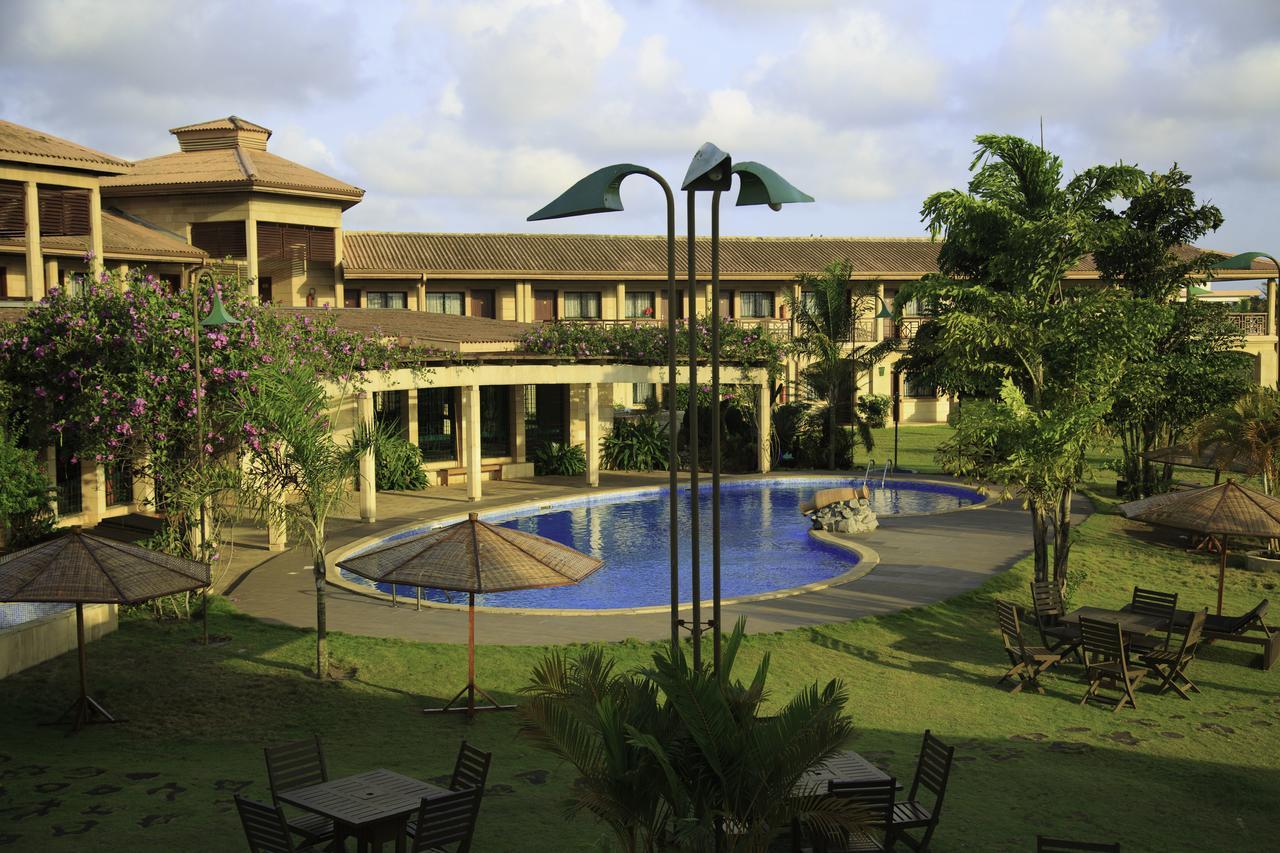 Hotel Sol Beni Абиджан Экстерьер фото