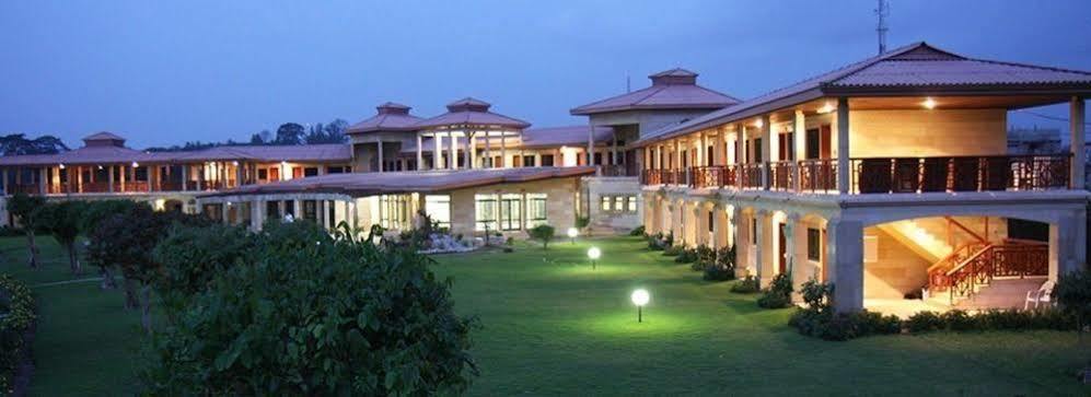 Hotel Sol Beni Абиджан Экстерьер фото